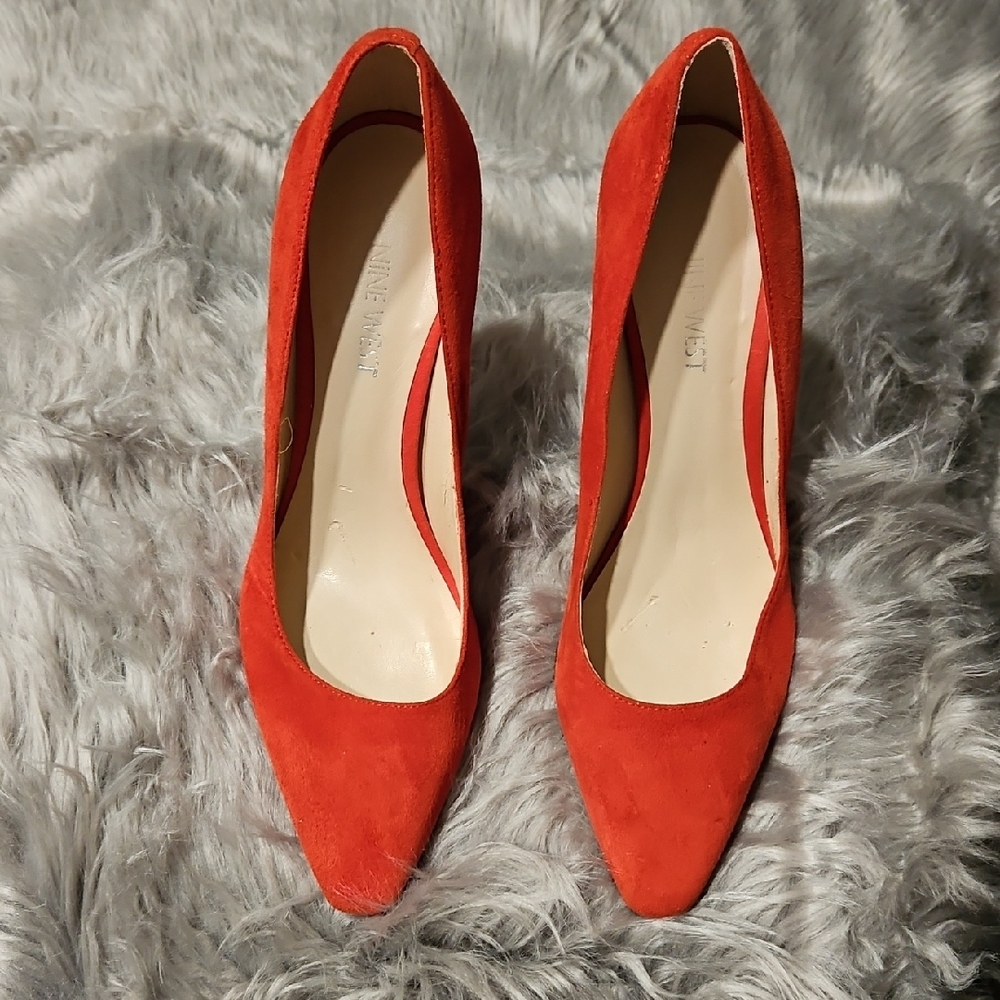 Nine West Burnt Orange Heels with Classic Pump Style